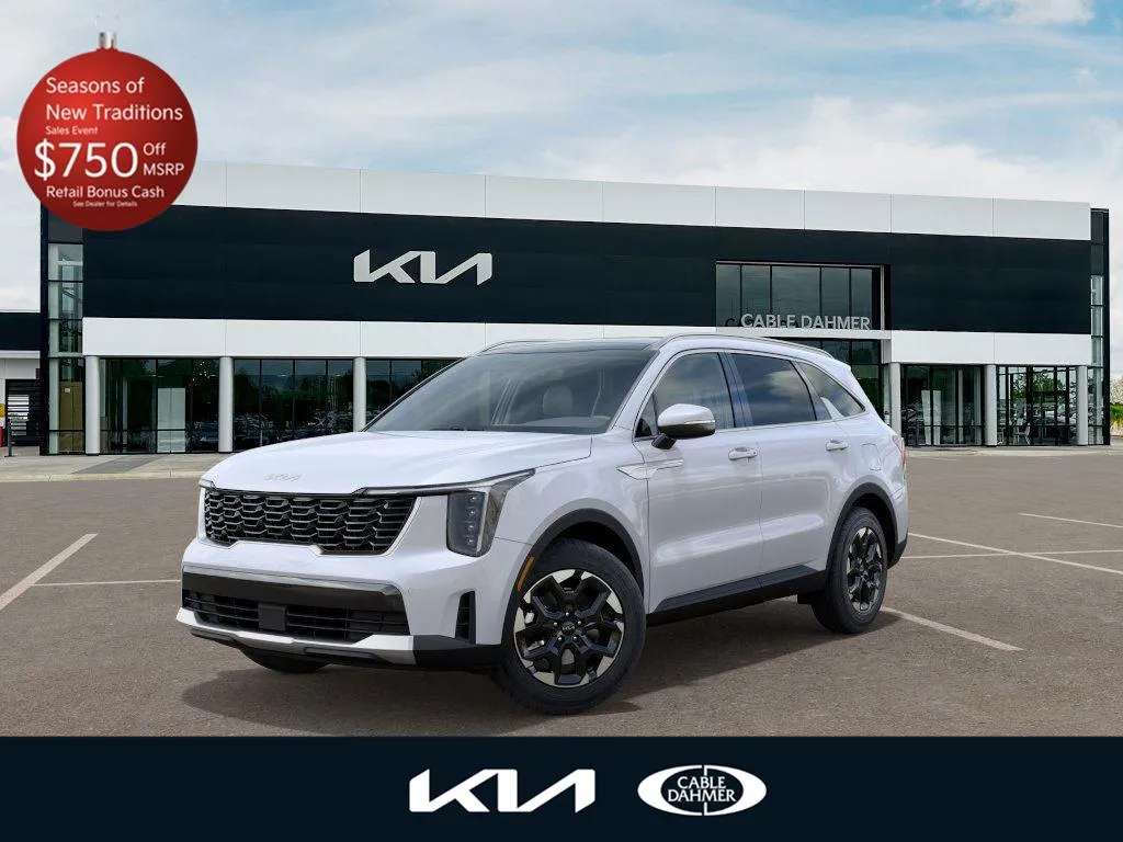White 2025 Kia Sorento S for sale in Lee's Summit, MO