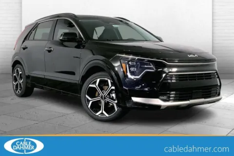 Black 2025 Kia Niro SX Touring for sale in Lee's Summit, MO