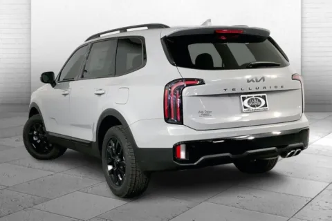 Another view of 2025 Kia Telluride EX X-Pro for sale in Lee's Summit, MO at Cable Dahmer Kia of Lee's Summit