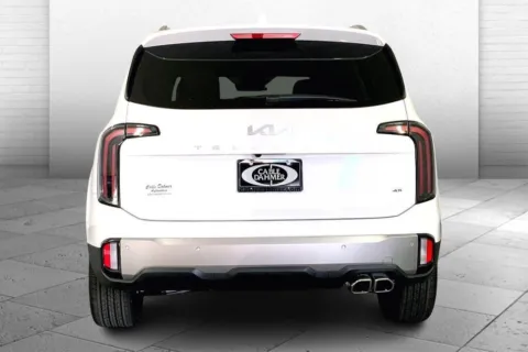 More photos of 2025 Kia Telluride SX at Cable Dahmer Kia of Lee's Summit, MO