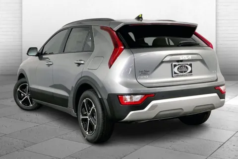 Another view of 2025 Kia Niro EX for sale in Lee's Summit, MO at Cable Dahmer Kia of Lee's Summit