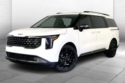 Photos of 2025 Kia Carnival Hybrid SX Prestige for sale in Lee's Summit, MO at Cable Dahmer Kia of Lee's Summit