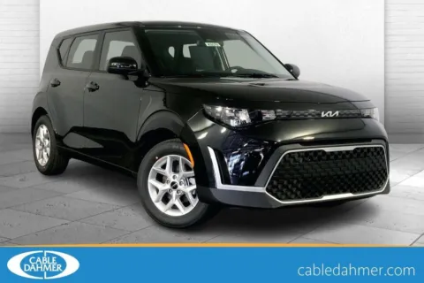 Black 2025 Kia Soul LX for sale in Lee's Summit, MO