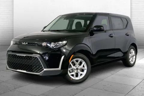 Photos of 2025 Kia Soul LX for sale in Lee's Summit, MO at Cable Dahmer Kia of Lee's Summit