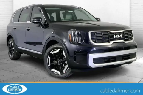 Gray 2025 Kia Telluride S for sale in Lee's Summit, MO