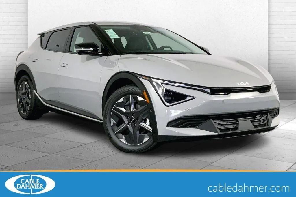 2025 Kia EV6 Light Long Range