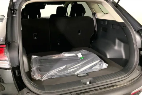 More photos of 2025 Kia Sportage Hybrid LX at Cable Dahmer Kia of Lee's Summit, MO