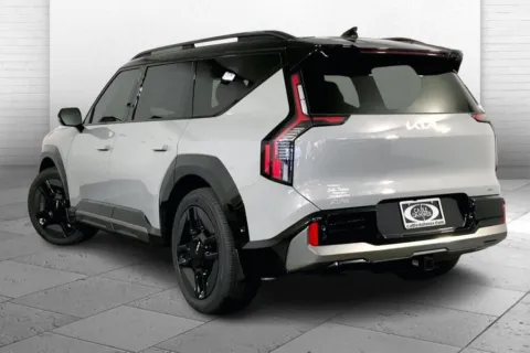 Another view of 2026 KIA EV9 GT-Line for sale in Lee's Summit, MO at Cable Dahmer Kia of Lee's Summit