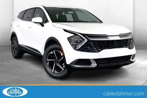 White 2025 Kia Sportage Hybrid LX for sale in Lee's Summit, MO