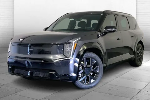 Photos of 2026 Kia EV9 Land for sale in Lee's Summit, MO at Cable Dahmer Kia of Lee's Summit