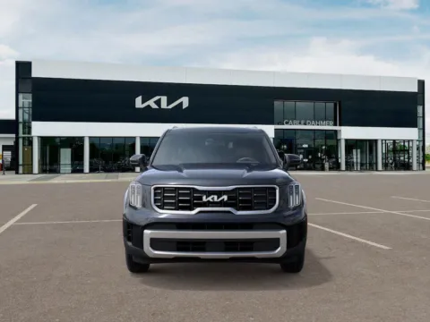 Photos of 2025 Kia Telluride S for sale in Lee's Summit, MO at Cable Dahmer Kia of Lee's Summit