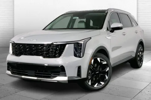 Photos of 2025 Kia Sorento EX for sale in Lee's Summit, MO at Cable Dahmer Kia of Lee's Summit