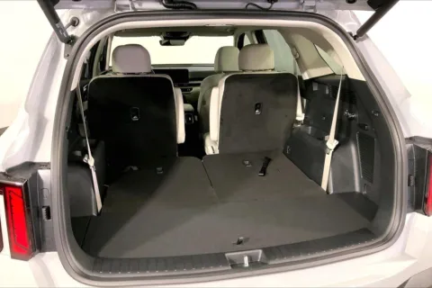 More photos of 2025 Kia Sorento EX at Cable Dahmer Kia of Lee's Summit, MO