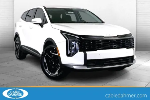 White 2026 Kia Sportage Hybrid S for sale in Lee's Summit, MO