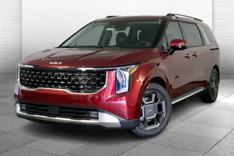 Photos of 2026 Kia Carnival SX for sale in Lee's Summit, MO at Cable Dahmer Kia of Lee's Summit