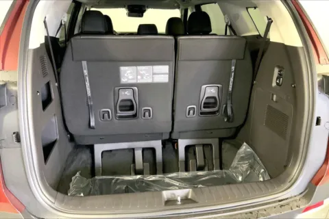 More photos of 2026 Kia Carnival SX at Cable Dahmer Kia of Lee's Summit, MO