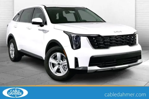 White 2026 Kia Sorento LX for sale in Lee's Summit, MO
