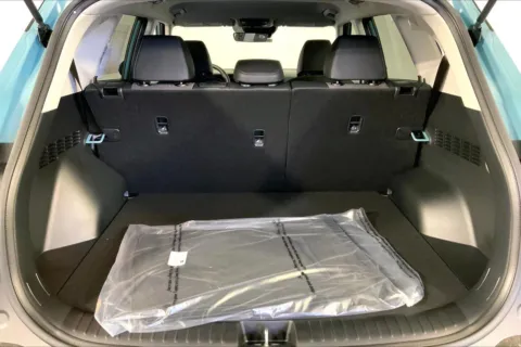 More photos of 2026 Kia Seltos S at Cable Dahmer Kia of Lee's Summit, MO