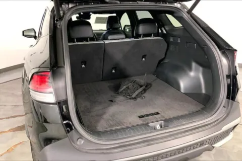 More photos of 2023 Kia Sportage X-Line at Cable Dahmer Kia of Lee's Summit, MO