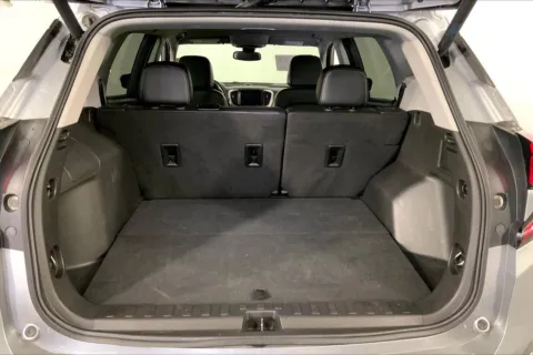 More photos of 2024 GMC Terrain SLT at Cable Dahmer Kia of Lee's Summit, MO