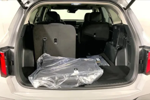 More photos of 2026 Kia Sorento X-Line SX at Cable Dahmer Kia of Lee's Summit, MO