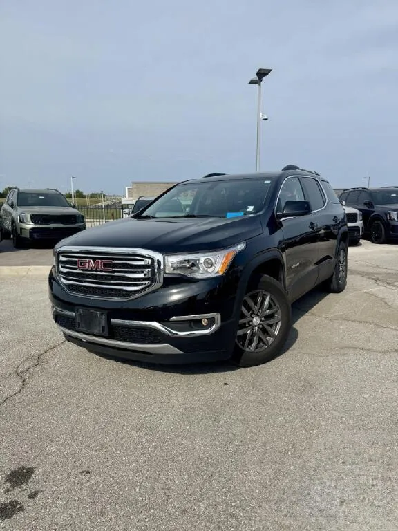 Black 2017 GMC Acadia SLT for sale in Lee's Summit, MO