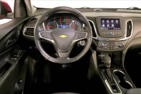 More photos of 2023 Chevrolet Equinox LT at Cable Dahmer Kia of Lee's Summit, MO