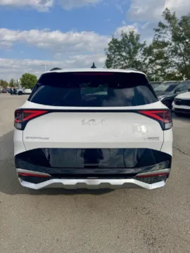 More photos of 2023 Kia Sportage SX-Prestige at Cable Dahmer Kia of Lee's Summit, MO