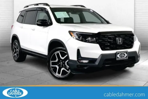 White 2022 Honda Passport Elite for sale in Lee's Summit, MO