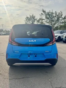 More photos of 2025 Kia Soul EX at Cable Dahmer Kia of Lee's Summit, MO