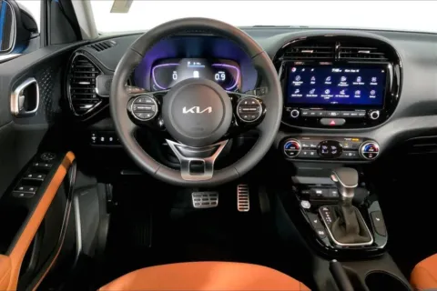 More photos of 2025 Kia Soul EX at Cable Dahmer Kia of Lee's Summit, MO