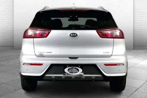 Another view of 2019 Kia Niro Touring for sale in Lee's Summit, MO at Cable Dahmer Kia of Lee's Summit