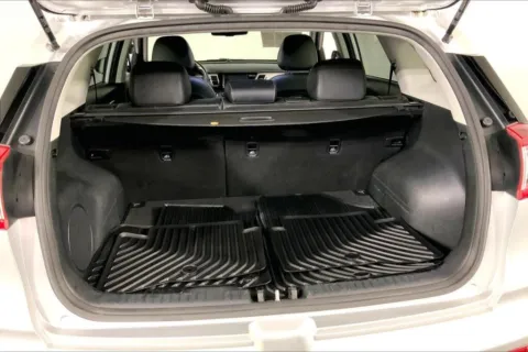 More photos of 2019 Kia Niro Touring at Cable Dahmer Kia of Lee's Summit, MO