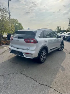More photos of 2019 Kia Niro Touring at Cable Dahmer Kia of Lee's Summit, MO