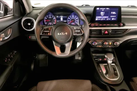 More photos of 2024 Kia Forte LXS at Cable Dahmer Kia of Lee's Summit, MO