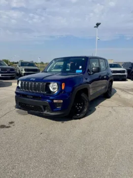 Blue 2019 Jeep Renegade Sport for sale in Lee's Summit, MO