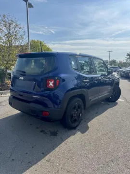 More photos of 2019 Jeep Renegade Sport at Cable Dahmer Kia of Lee's Summit, MO