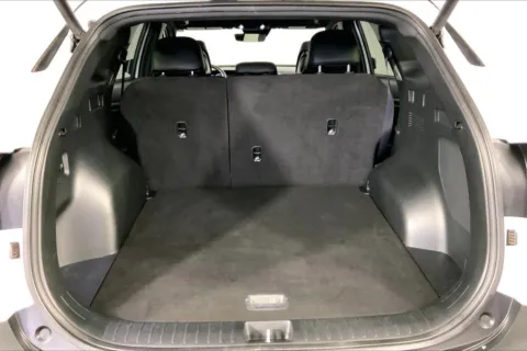 More photos of 2023 Kia Sportage X-Pro at Cable Dahmer Kia of Lee's Summit, MO