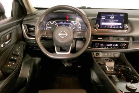 More photos of 2024 Nissan Rogue SV at Cable Dahmer Kia of Lee's Summit, MO