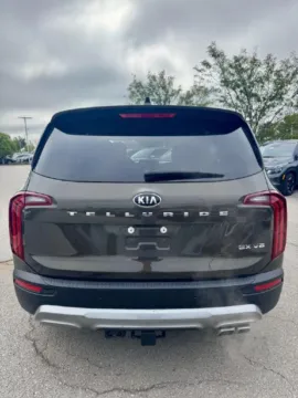 More photos of 2021 Kia Telluride EX at Cable Dahmer Kia of Lee's Summit, MO