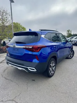 More photos of 2021 Kia Seltos EX at Cable Dahmer Kia of Lee's Summit, MO