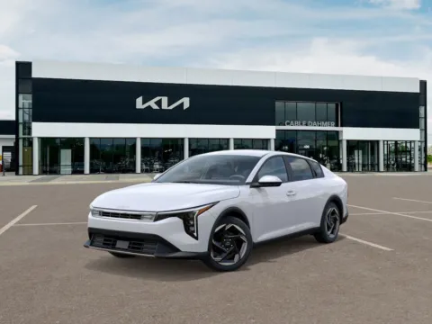 White 2025 Kia K4 EX for sale in Lee's Summit, MO