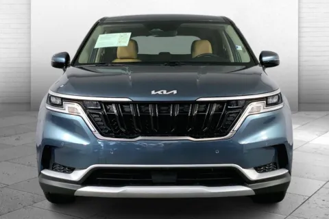 Photos of 2024 Kia Carnival EX for sale in Lee's Summit, MO at Cable Dahmer Kia of Lee's Summit