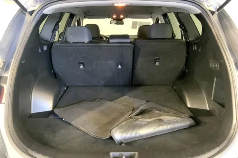 More photos of 2019 Hyundai Santa Fe SE at Cable Dahmer Kia of Lee's Summit, MO