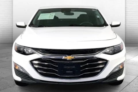 Photos of 2024 Chevrolet Malibu LT for sale in Lee's Summit, MO at Cable Dahmer Kia of Lee's Summit