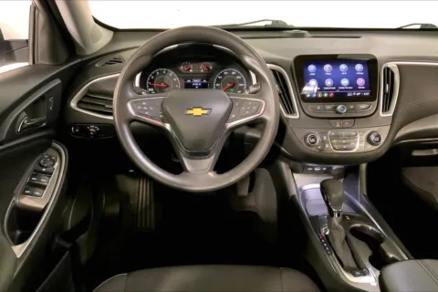 More photos of 2024 Chevrolet Malibu LT at Cable Dahmer Kia of Lee's Summit, MO