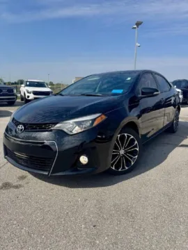 Black 2015 Toyota Corolla S Premium for sale in Lee's Summit, MO