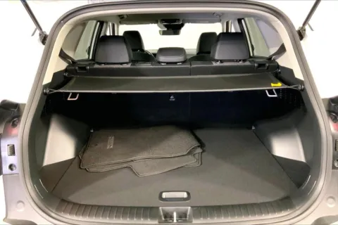 More photos of 2025 Kia Seltos S at Cable Dahmer Kia of Lee's Summit, MO