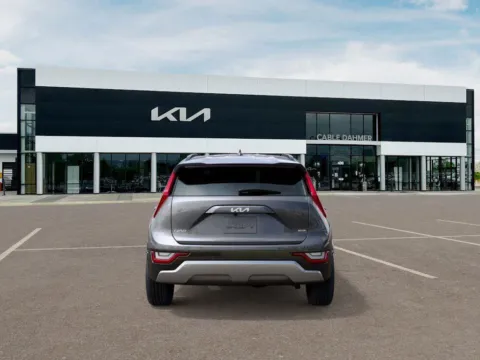 More photos of 2025 Kia Niro SX Touring at Cable Dahmer Kia of Lee's Summit, MO