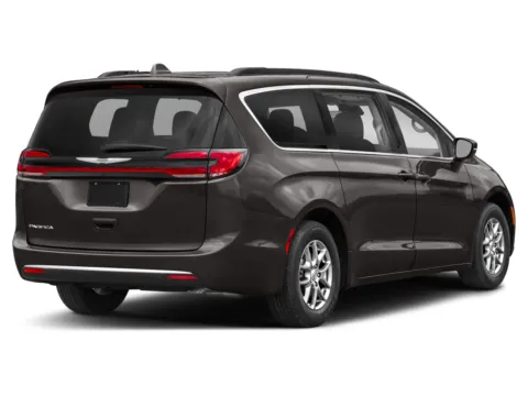 Photos of 2022 Chrysler Pacifica Limited for sale in Lee's Summit, MO at Cable Dahmer Kia of Lee's Summit